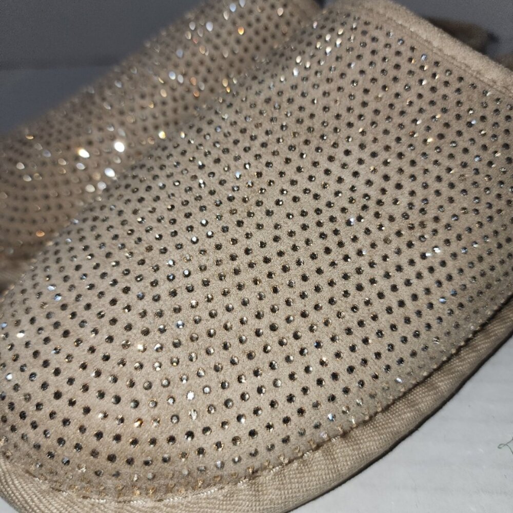 New Joyspun Studded Slippers - Tan - Size 8 - Faux Rhinestones - Picture 8 of 9